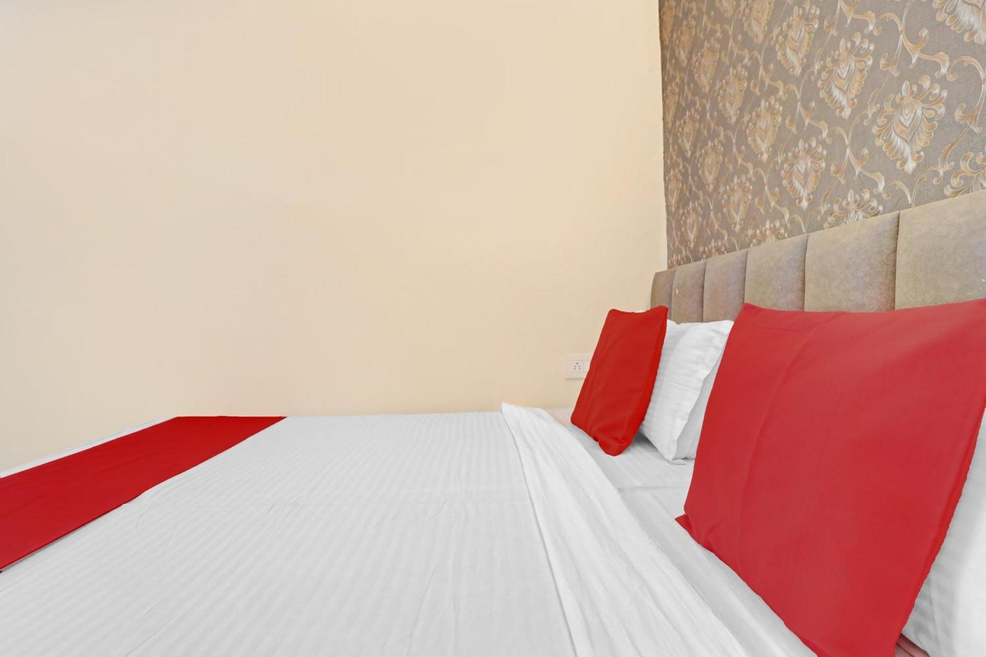 לודהיאנה Hotel O Sky View מראה חיצוני תמונה